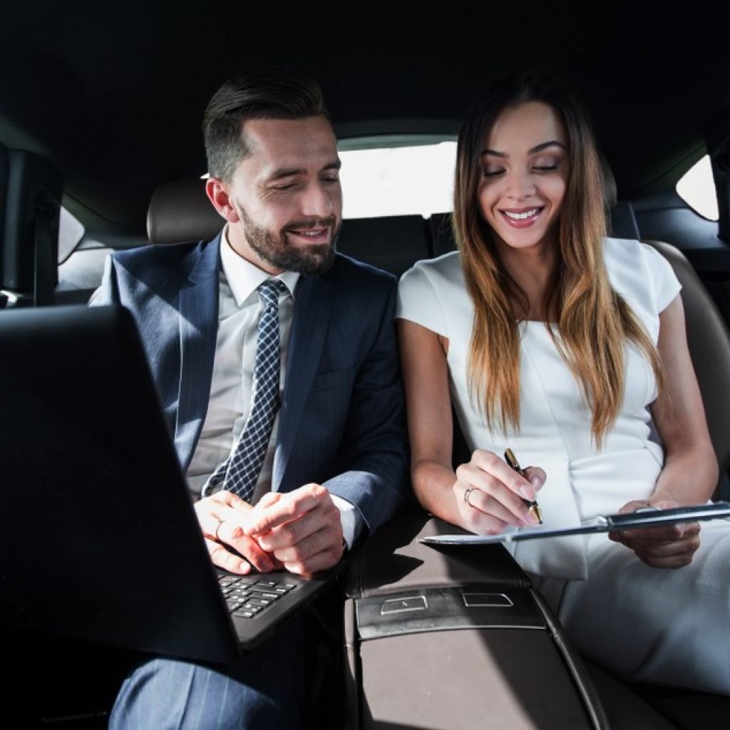 5-reasons-to-hire-a-corporate-chauffeur-for-business-travel