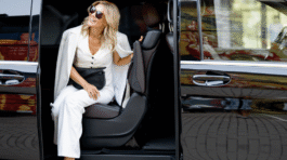 lb-limousine-Corporate-Transfers-Limo-and-Car-Service-Laguna-Beach
